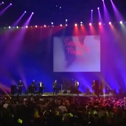 Stayin' Alive - BeeGees 앨범 표지